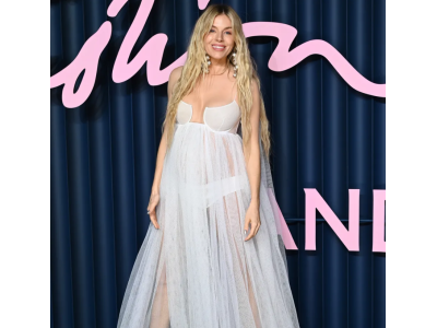 Sienna Miller stawia na przezroczystą boho stylizację na AI Fashion Awards 2025
