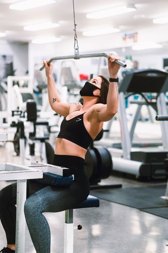 Ubrania fitness 16